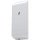 UBIQUITI LocoM2 UBIWI035695 LocoM2 2.4 GHz, 10/100 Ethernet RJ-45, 32 MB SDRAM, 8 MB Flash, 5+ km, PoE